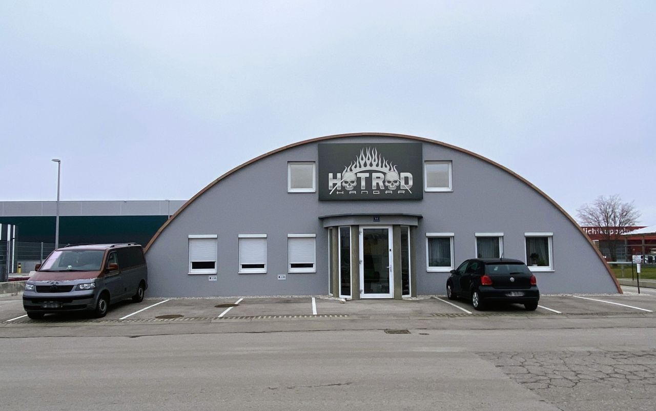 Hotrod Hangar, Ausstellungsgebäude (© Museumsmanagement Niederösterreich)